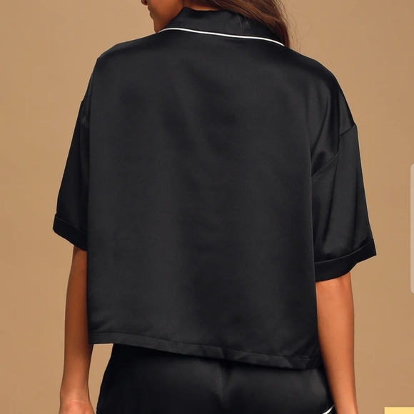 🔥 Lulus Beauty Sleep Black Satin Pj Set - Picture 8 of 12